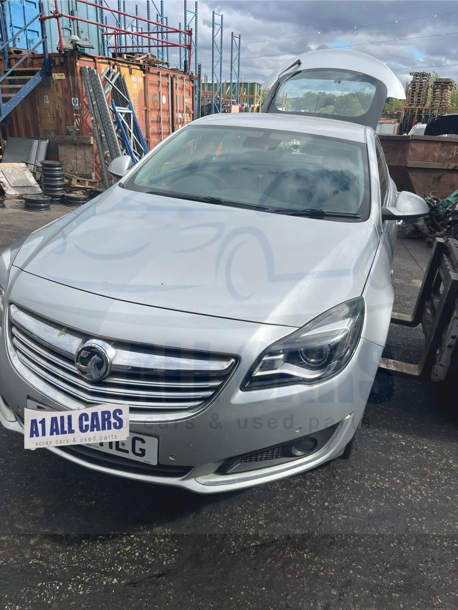 Vauxhall Insignia SE S/S Mk1 FL 2013-2017 1.4 Petrol 6 Speed Manual 5 Door Hatchback Silver Z176 Breaking for Parts