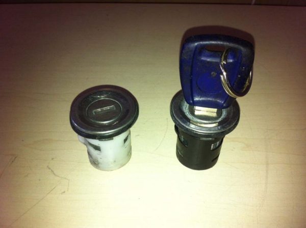 Fiat Punto 1999-2003 Offside Near Side Locks and Key