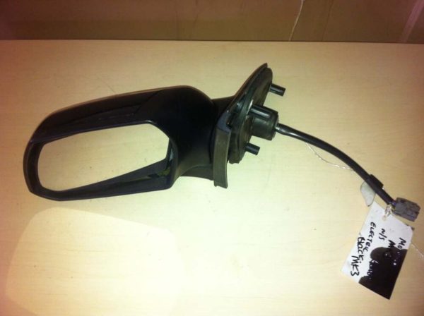 Ford Mondeo 2001-2003 Near Side Electric Black Door Mirror