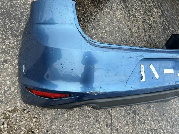 Volkswagen Golf 2012-2017 5 Door Hatchback Rear Bumper – Blue LA5J ( Lots of Marks And Scratches )