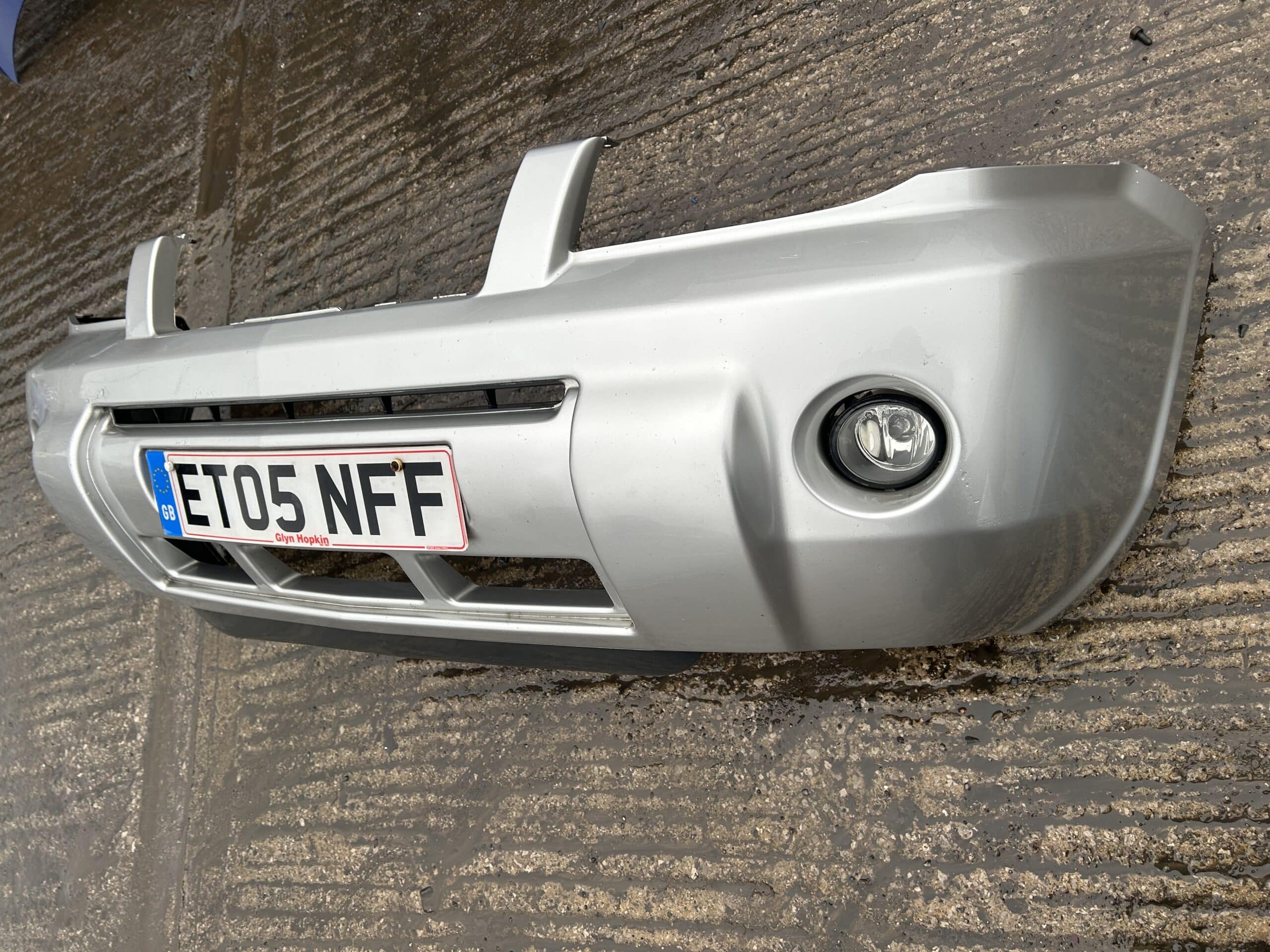 Nissan X Trail 2001-2007 Front Bumper With Fogs – Silver