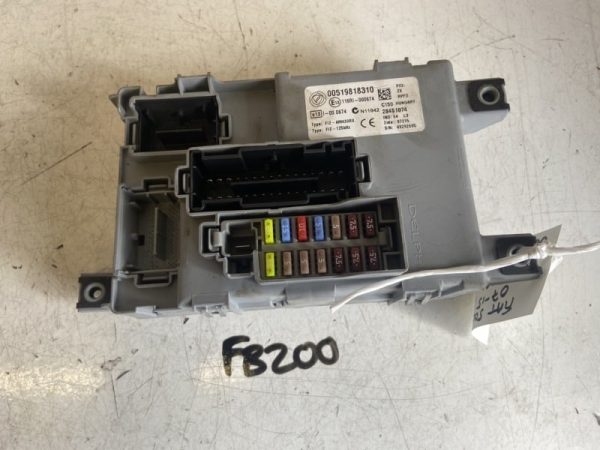 Fiat 500 2007-2015 Body Control Module / Fuse Box – 00519818310
