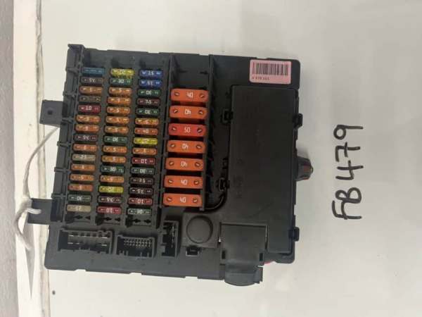BMW Z4 2002-2008 Fuse Box – 6978265