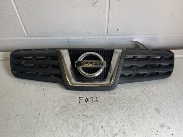 Nissan Qashqai 2007-2010 Front Centre Grill With Badge