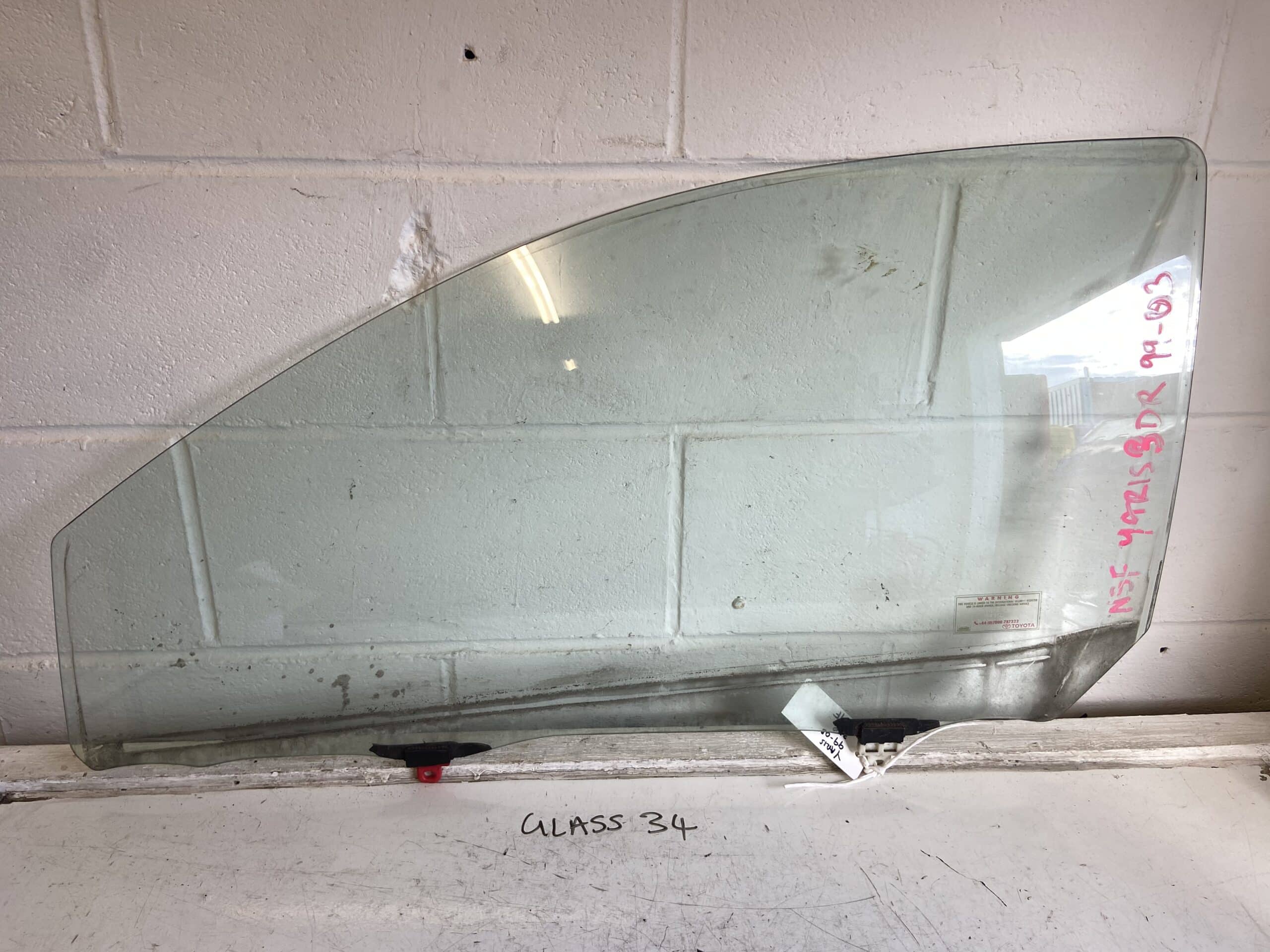 Toyota Yaris 1999-2003 3 Door Hatchback Near Side Front Door Glass