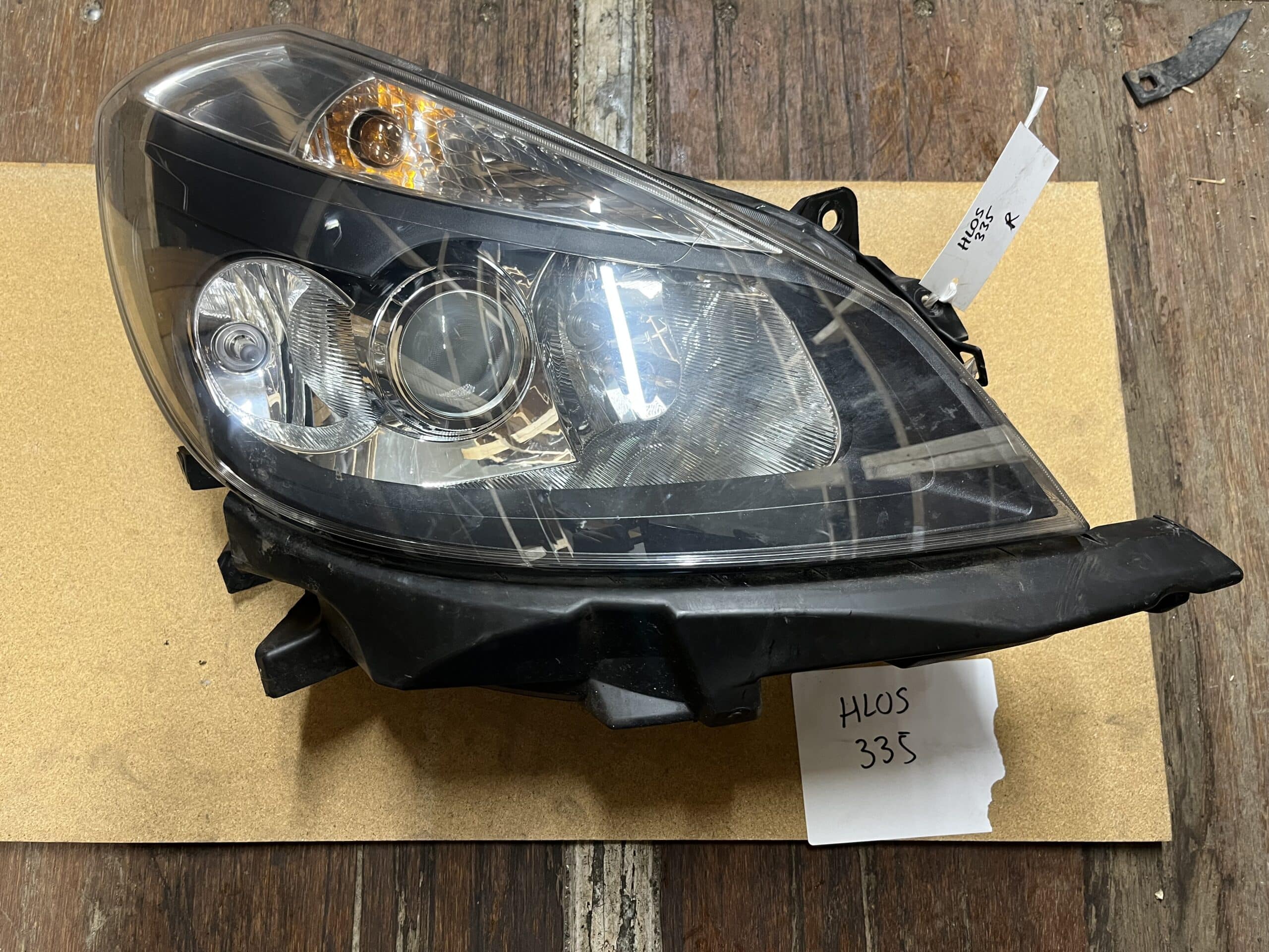 Renault Clio 2005-2009 Hatchback / Estate Off Side Headlamp Black Fascia – 260102043R