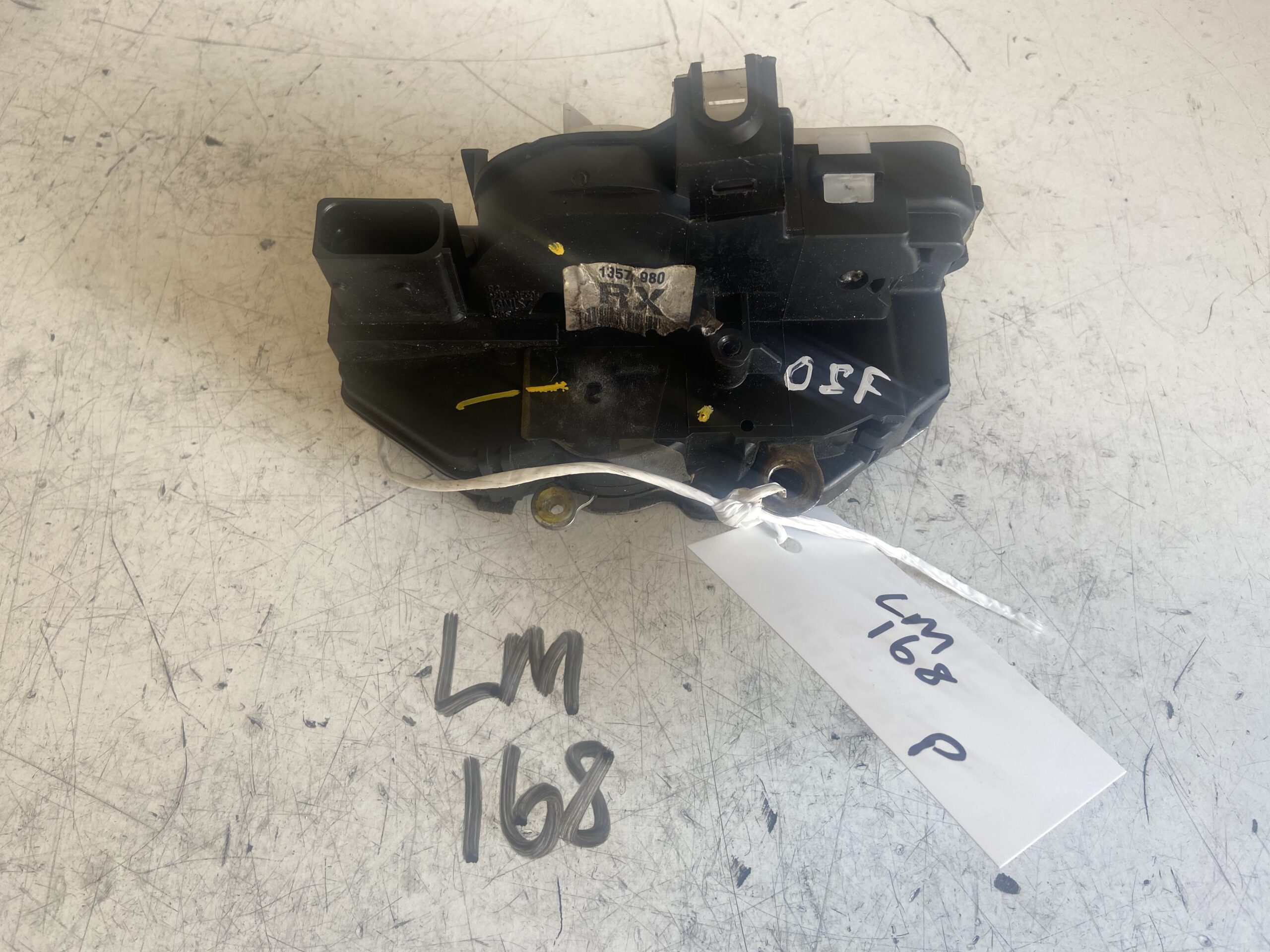 Vauxhall Insignia 2009-2013 5 Door Hatchback / Estate / Saloon Off Side Front Door locking Mechanism – 13577980 RX