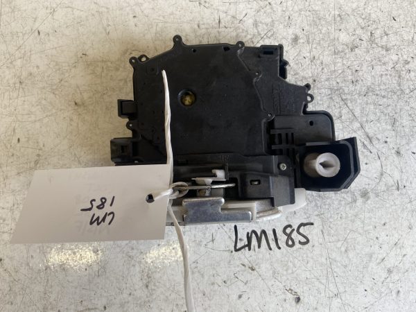 Mitsubishi Colt 2004-2008 5 Door Hatchback Near Side Front Door Locking Mechanism