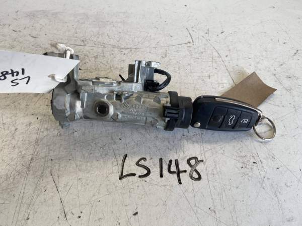 Audi A1 / A3 / Volkswagen Golf / Touran 2004-2012 Volkswagen Caddy 2005-2010 Ignition Barrel And Key 1K0905851B