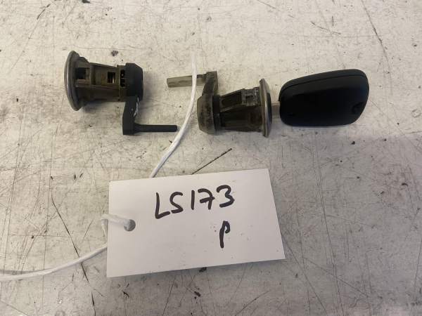 Peugeot 206 1998-2007 Hatchback / Estate Near Side And Off Side Door Locks And Key