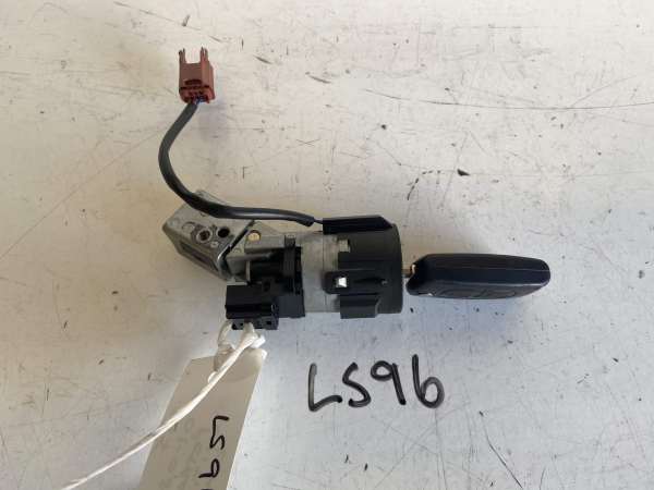Peugeot 307 2001-2008 Petrol Ignition Barrel And Key – 9648445180 (Key Reader)