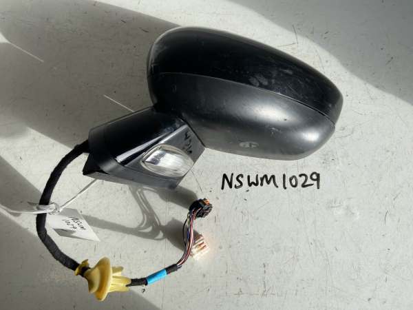 Citreon C4 2010-2015 Hatchback / Estate Near Side Electric Door Mirror – Black – 2 Plug Type