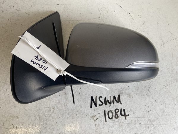 Hyundai i20 2012-2015 Hatchback Near Side Electric Door Mirror – Grey