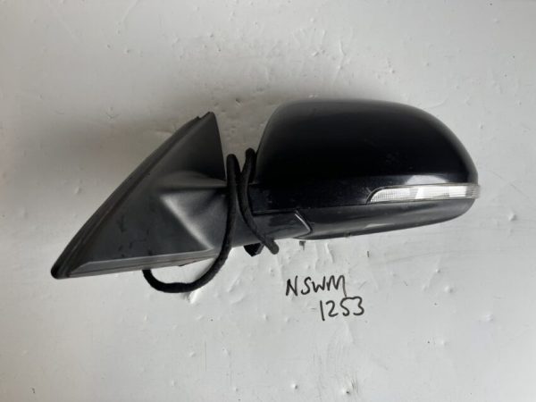 Skoda Superb 2008-2012 Near Side Electric Door Mirror – Black LF9R Colour Code