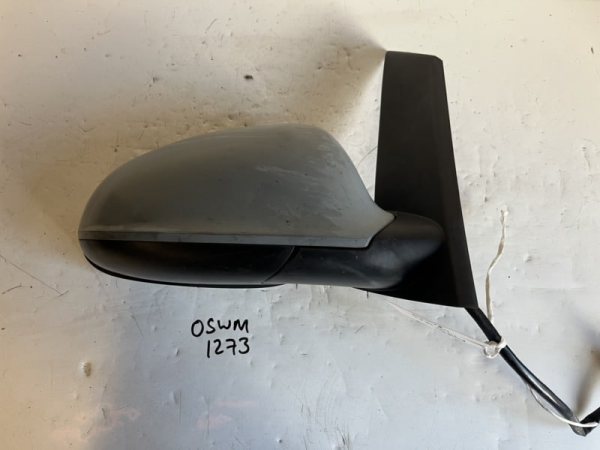 Vauxhall Astra 2010-2015 Hatchback / Estate Off Side Electric Door Mirror – Primed