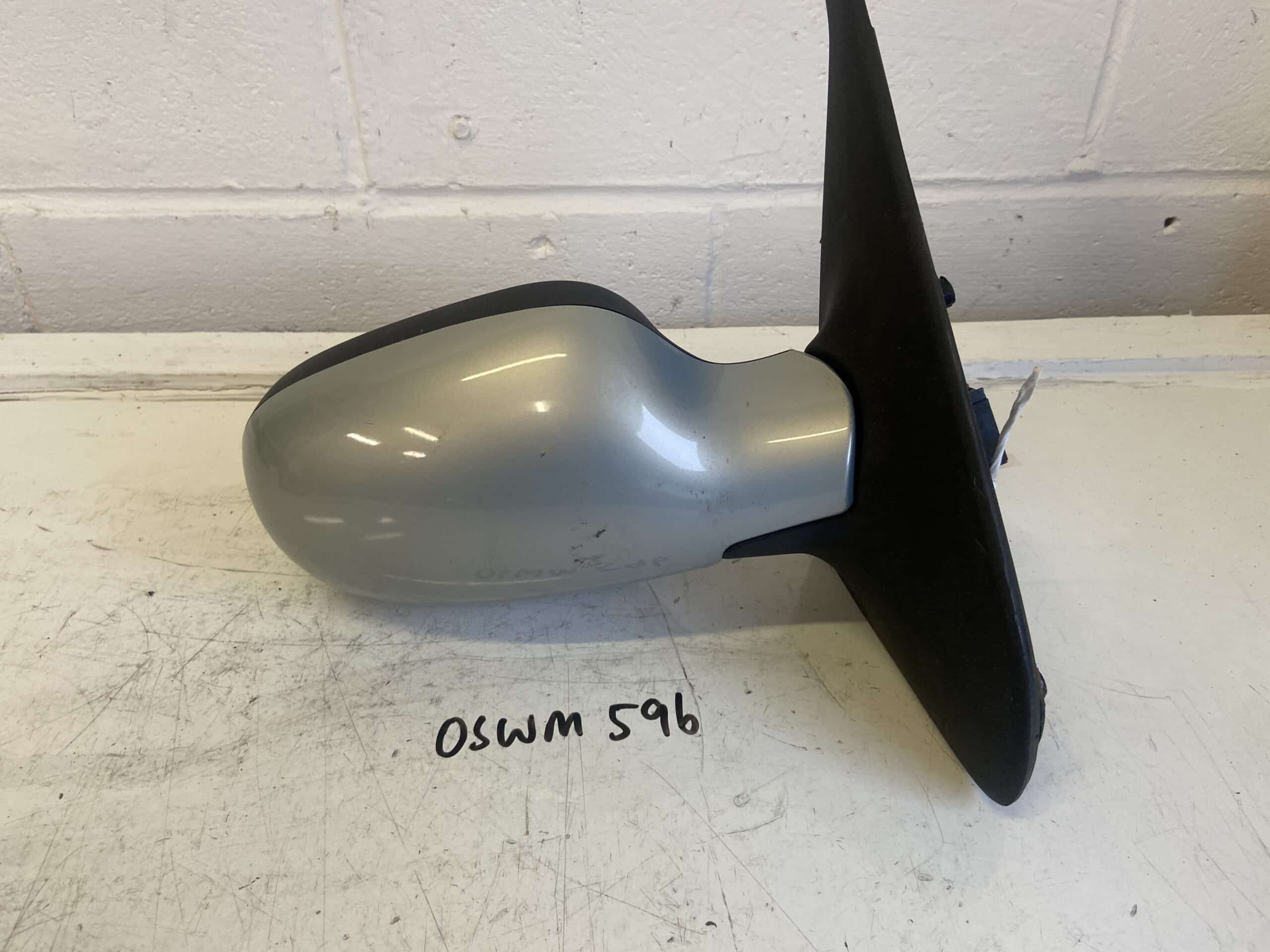 Renault Clio 2001-2005 Hatchback Off Side Electric Door Mirror – Silver