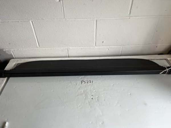 Honda Jazz 2002-2008 5 Door Hatchback Roller Parcel Shelf – Black