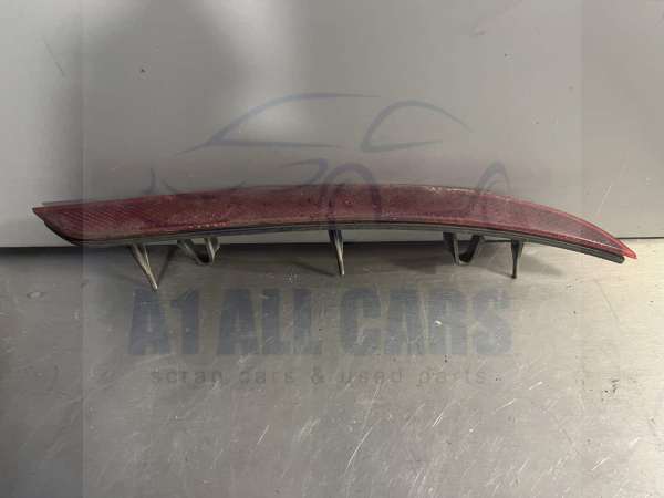 Vauxhall Astra 2012-2015 5 Door Hatchback Off Side Rear Reflector – 13370760
