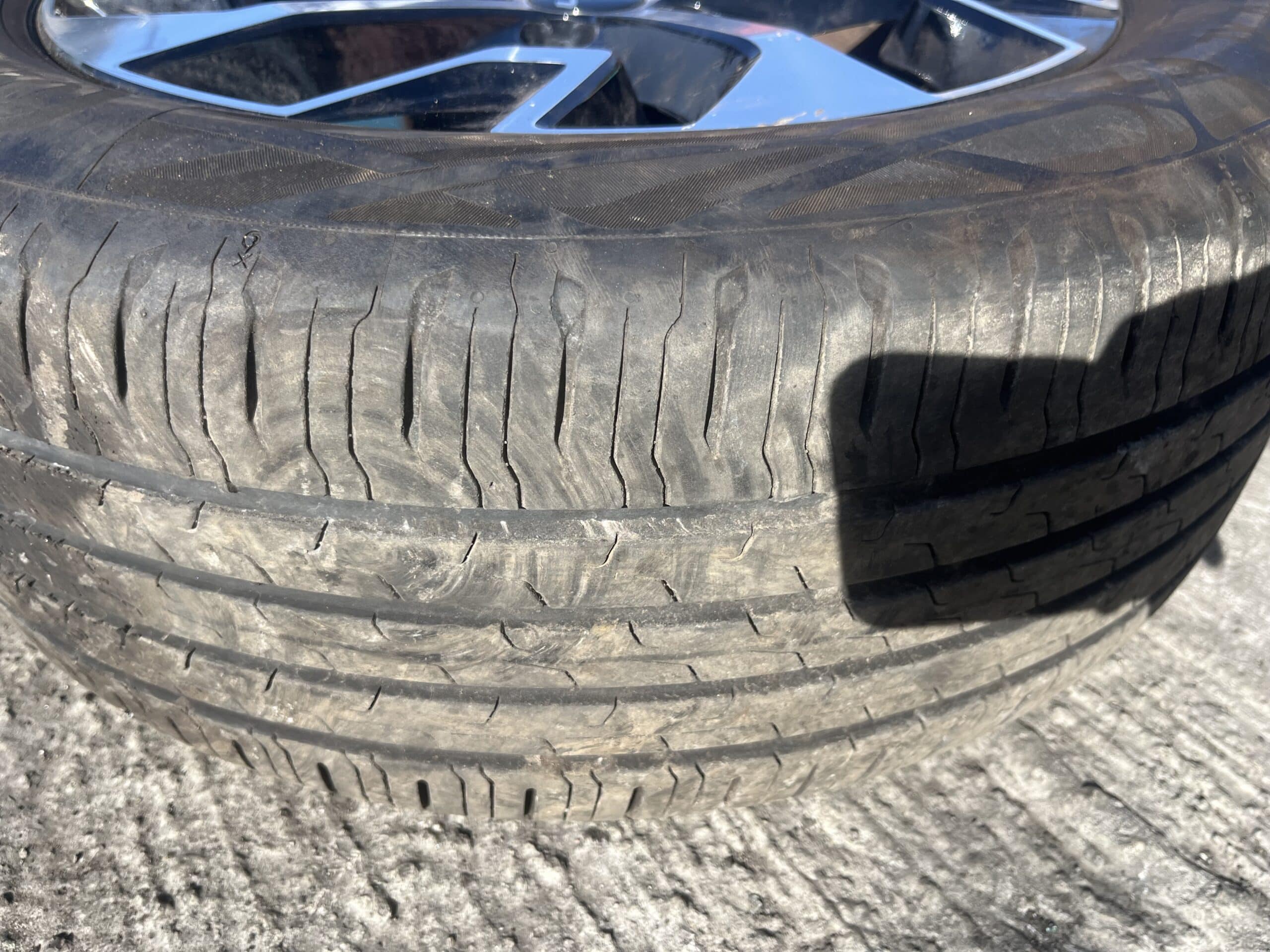 KIA Sportage 2021> MK5 Single 18″ Alloy Wheel And Tyre – 235/55/18 ( Light Scratch )