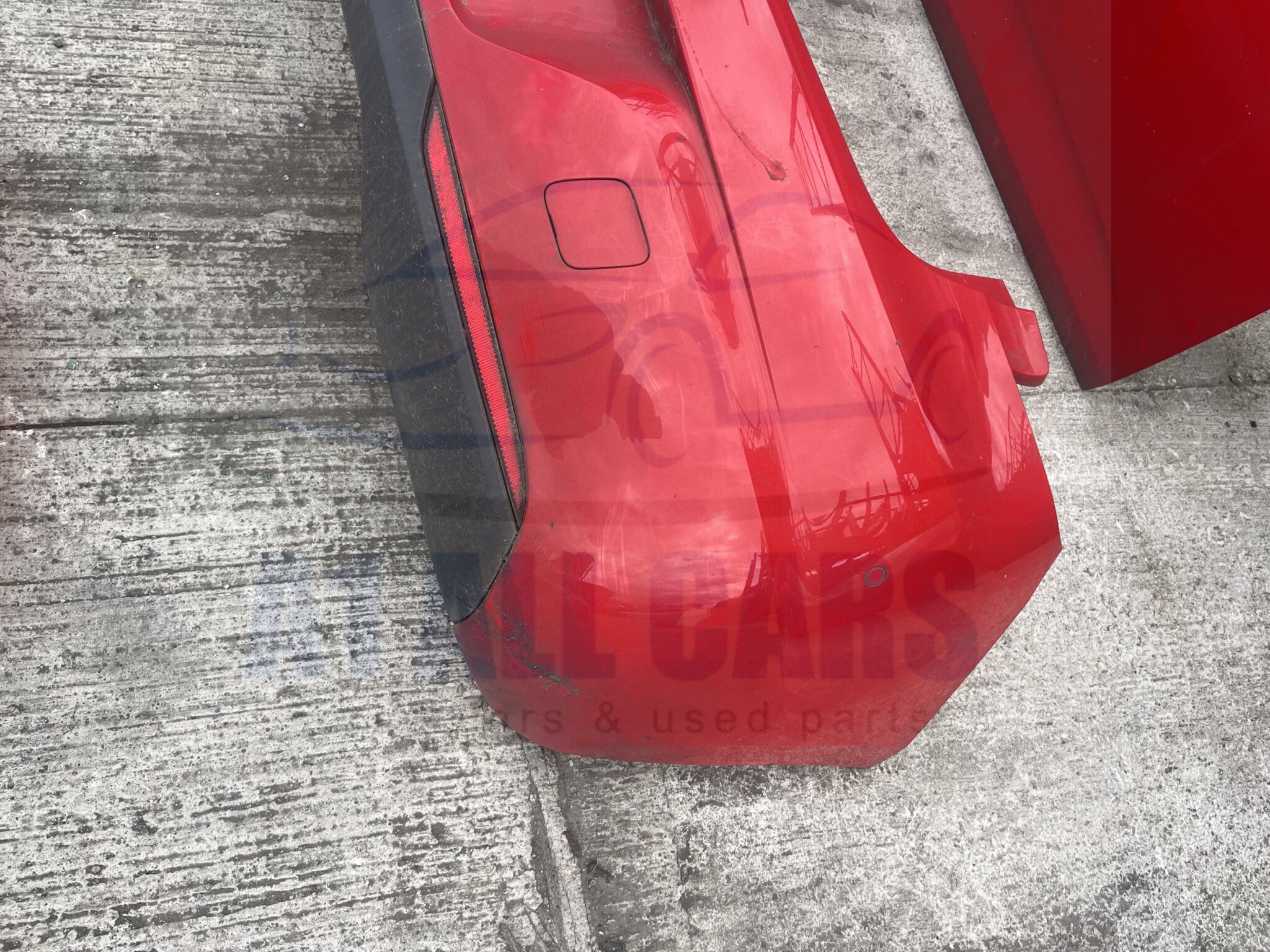 Vauxhall Astra 2015-2021 5 Door Hatchback Rear Bumper With Sensors – Red Z50B Colour Code