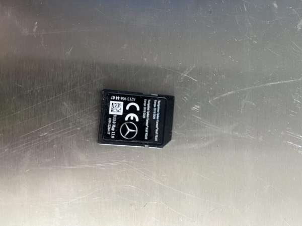Mercedes C Class 2014-2021 W205 USB Port And SD Nav Card – A2058200526