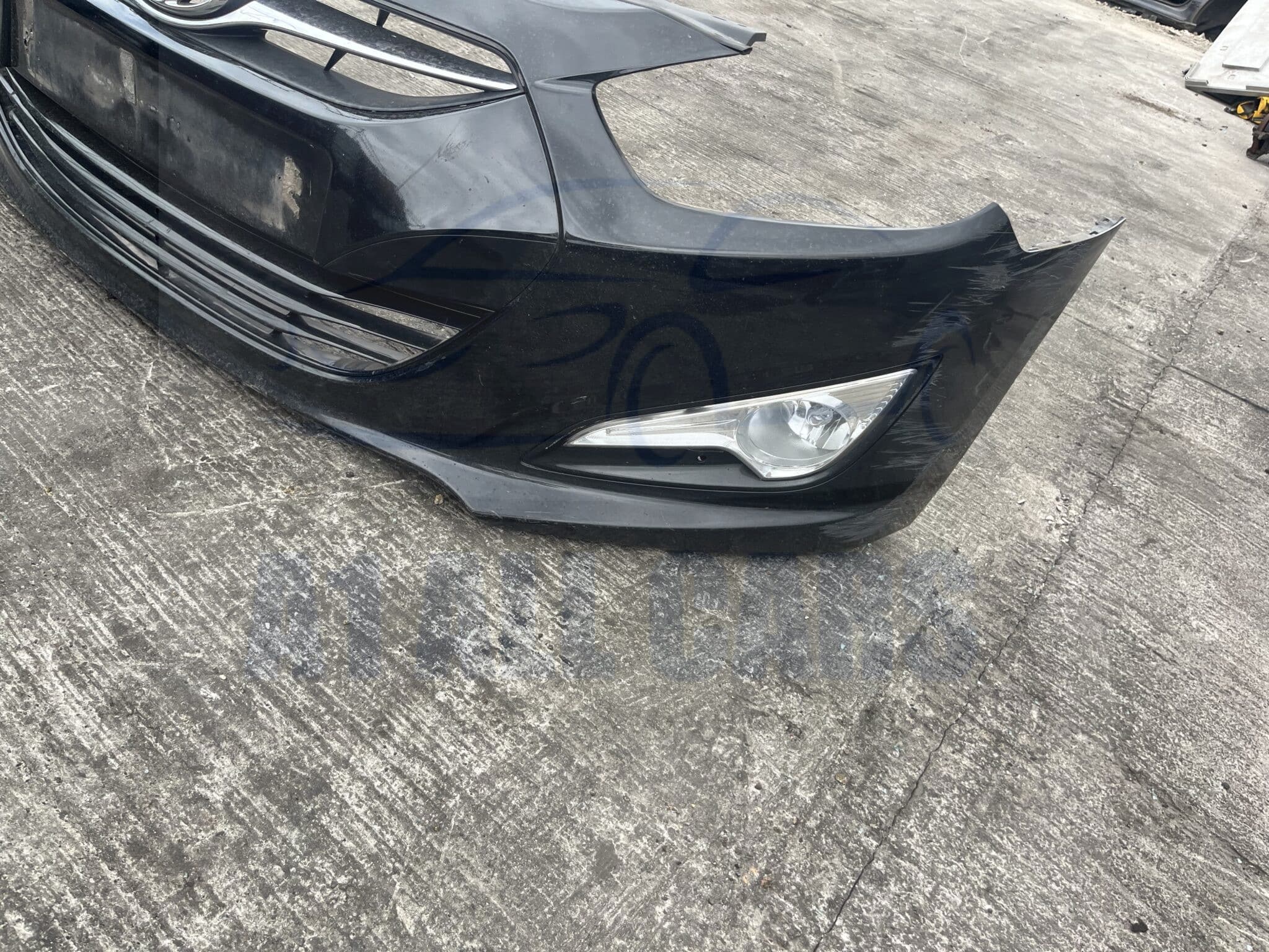 Hyundai i40 2011-2015 Front Bumper With Fogs – Black NKA Colour Code