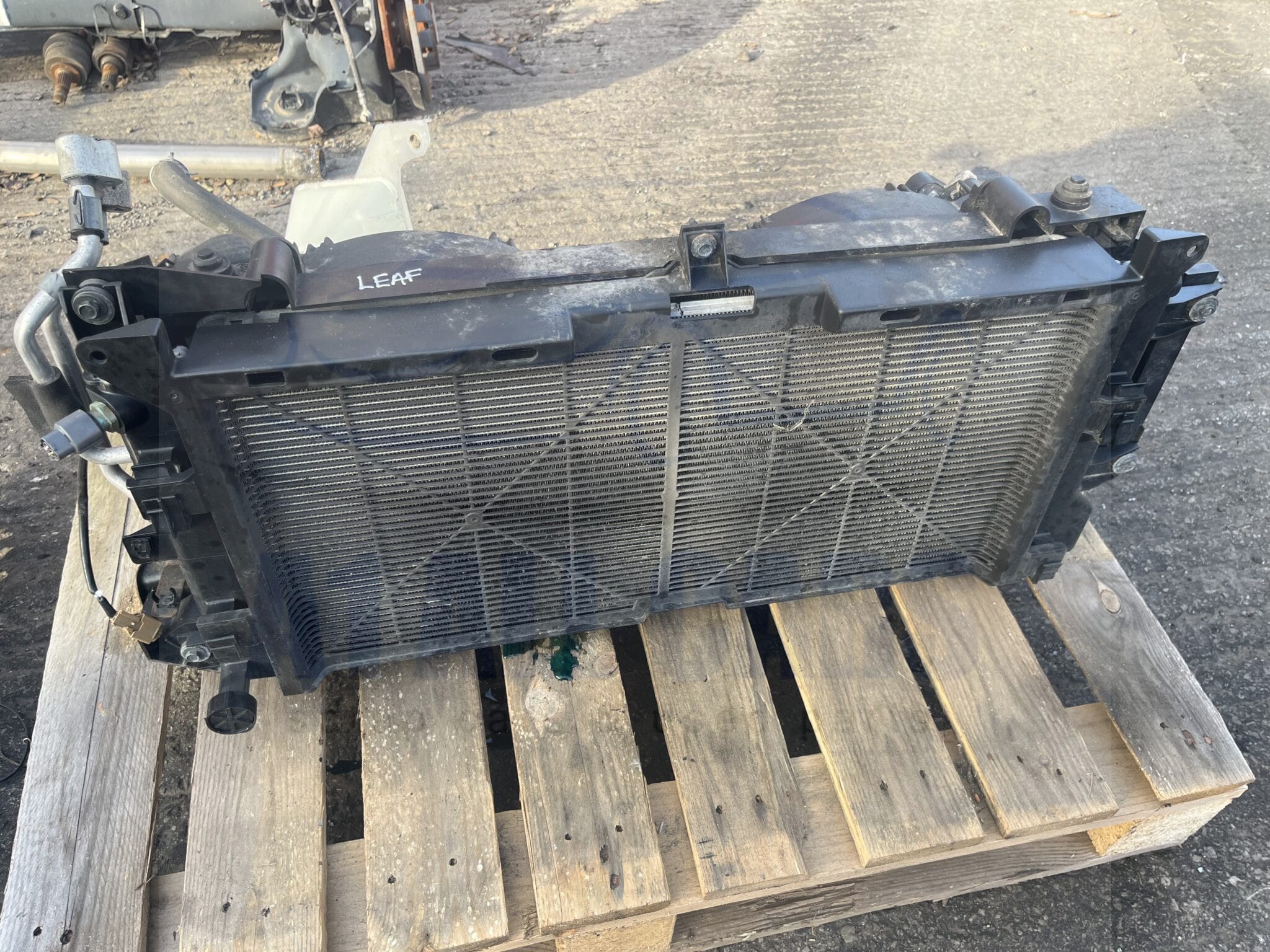 Nissan Leaf 2010-2017 Electric Vehicle Water Coolant Radiator Pack – 214813NL1B