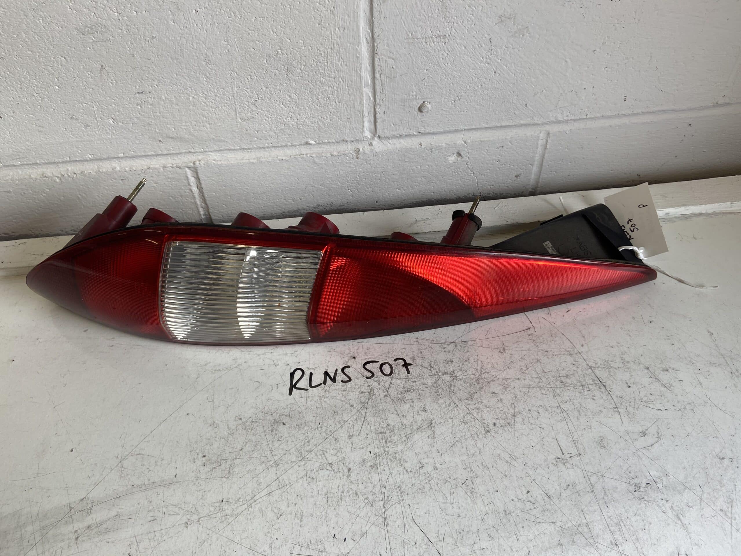Ford Mondeo 2001-2007 Estate Near Side Taillamp