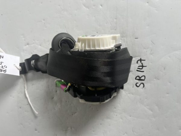 Skoda Fabia 2007-2014 5 Door Hatchback / Estate Near Side Front Seatbelt – 5J0857701A