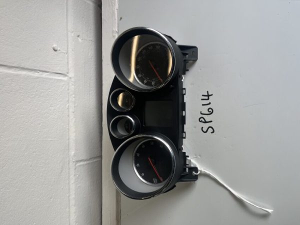 Vauxhall Astra 2010-2015 1.6 Diesel Speedo / Instrument Cluster – 13460586