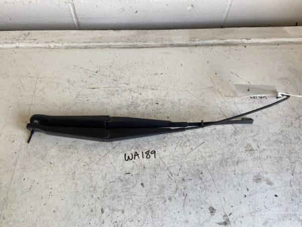 Fiat Punto 1999-2006 Front Wiper Arm – PAIR