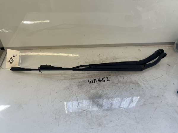 Nissan Qashqai 2007-2013 Hatchback Front Wiper Arm – PAIR