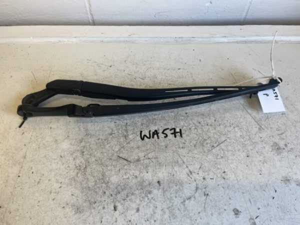 Audi A4 2005-2008 Front Wiper Arms – PAIR
