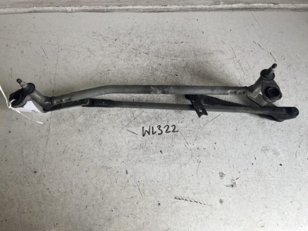 Volkswagen Passat 2010-2014 Front Wiper Linkage