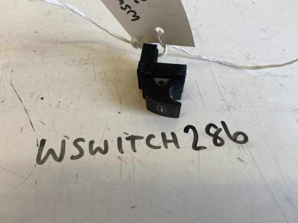 Volkswagen Golf / Scirocco 2008-2012 Hatchback / Estate Near Side Single Window Switch – 7L6959855B