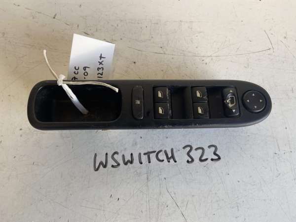 Peugeot 307 Hatchback / Estate – 307cc 2003-2009 Coupe Off Side 4 Way Window Switch – 96531123XT