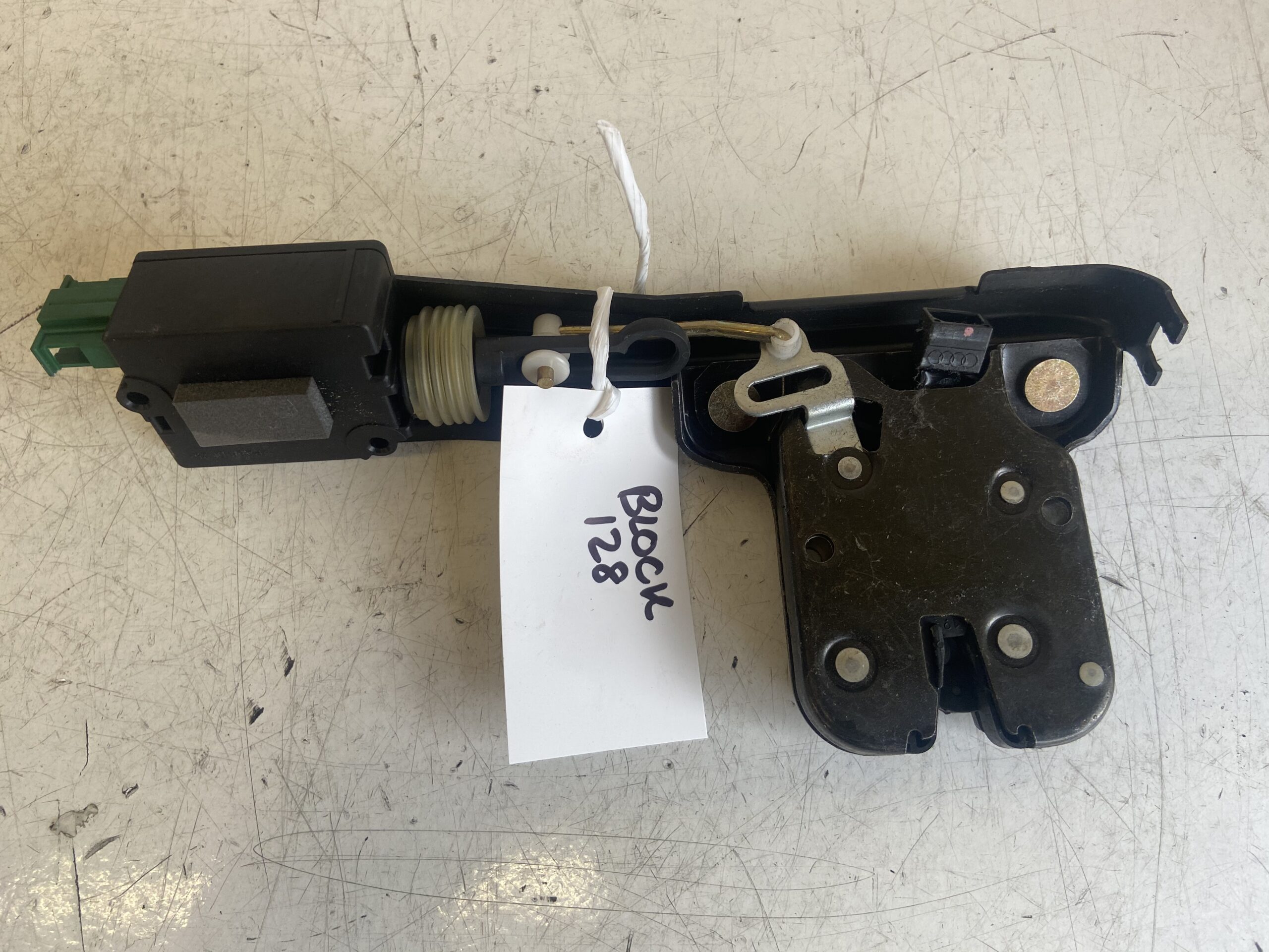 Audi TT 1998-2007 3 Door Coupe Tailgate Locking Mechanism And Selonoid
