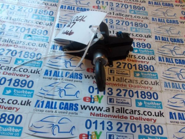Vauxhall Corsa 1994-2000 Boot Lock And Key