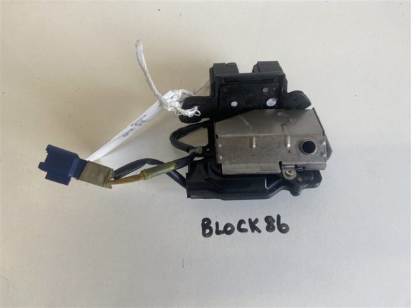Toyota Yaris 2006-2009 Hatchback Tailgate Locking Mechanism -4 Pin Plug Type