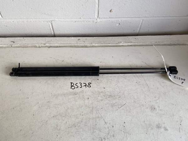 Ford Kuga 2008-2012 Hatchback / 4X4 Tailgate Struts (Full Tailgate)