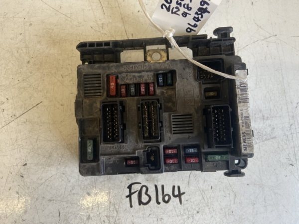 Peugeot 206 1998-2007 Fuse Box / BSM Module – 9643498980