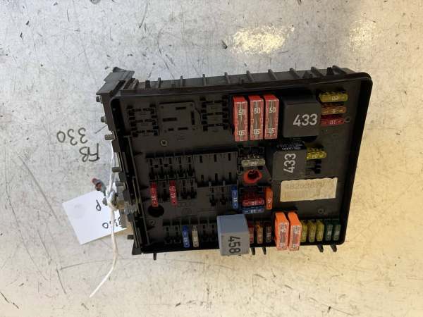 Volkswagen Golf 2004-2008 Fuse Box – 1K0937124H