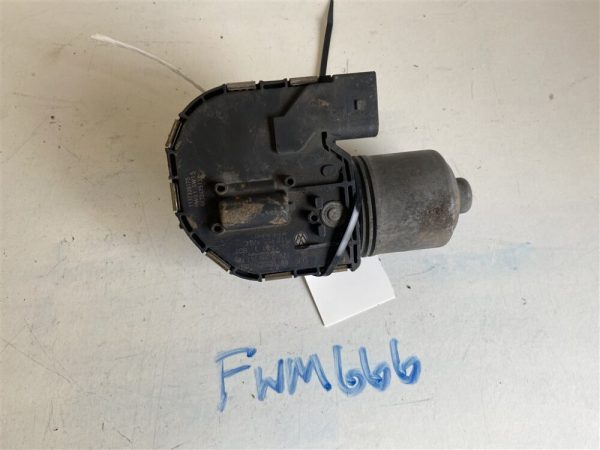 Volkswagen Touran 2003-2006 MPV Off Side Front Wiper Motor – 1T0955120C