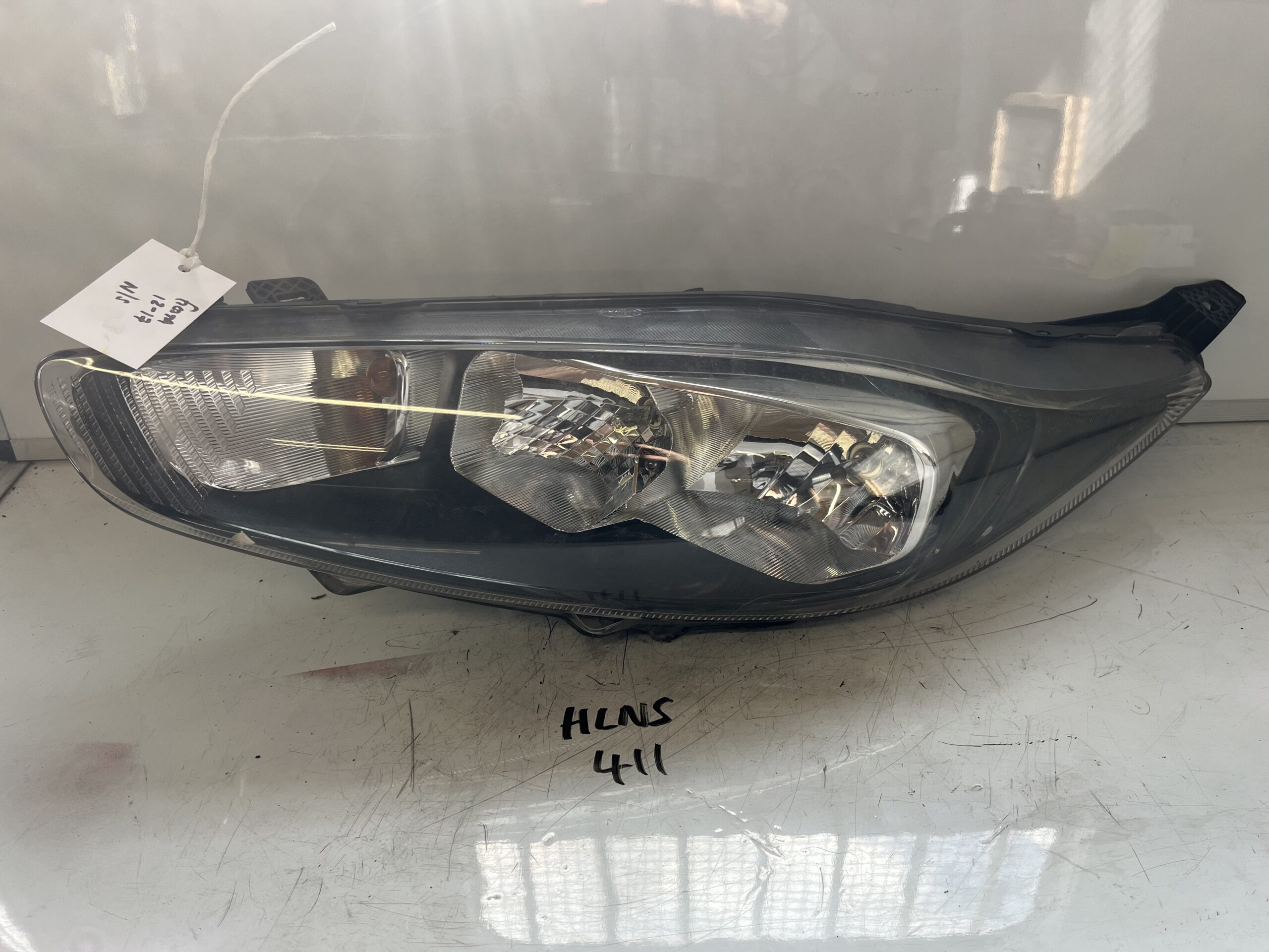 Ford Fiesta 2012-2017 Hatchback Near Side Headlamp – C1BB-13W030