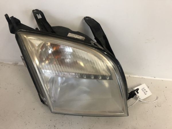 Ford Fusion 2003-2006 Off Side Headlamp