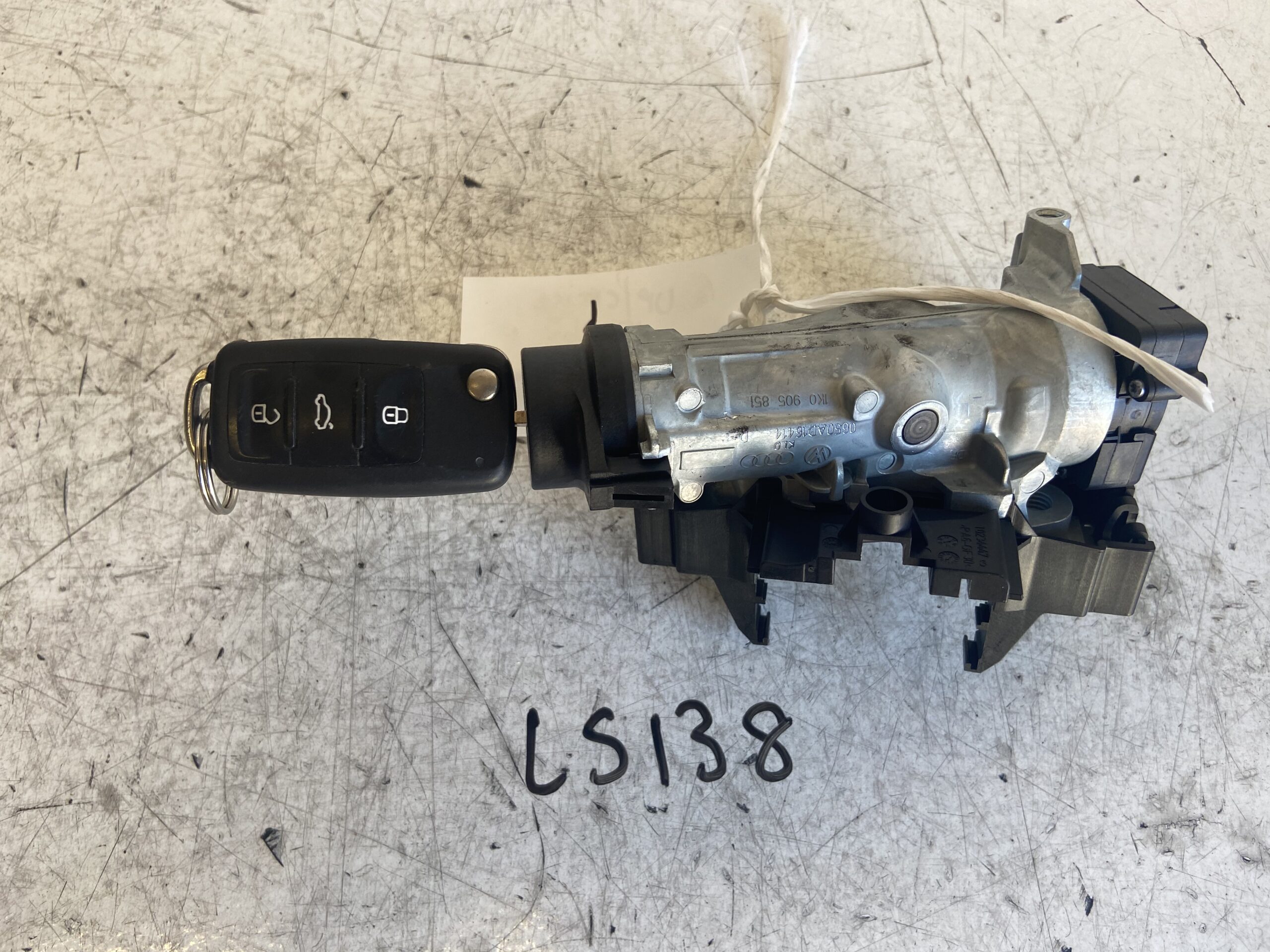 Volkswagen Up / Golf / Skoda Citigo / Octavia 2012-2017 Ignition Barrell And Key – 1K0905851