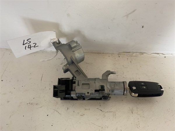 Vauxhall Astra 2010-2015 Hatchback/Estate Ignition Barrel And Key 1.7 / 2.0 CDTI Diesel