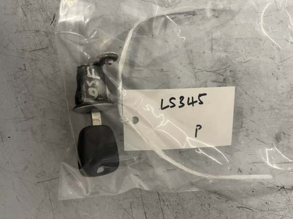 Peugeot 107 / Citreon C1 / Toyota Aygo 2005-2012 Off Side Door Lock Barrell And Key