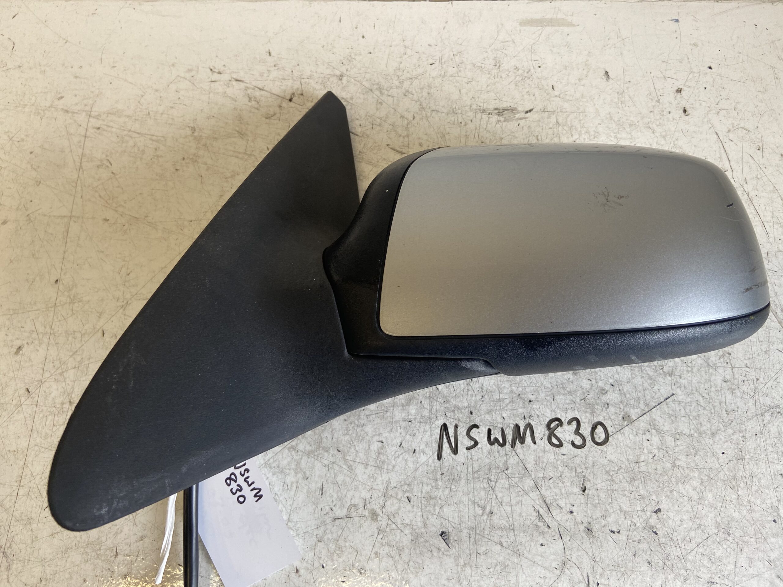 Ford Mondeo 2003-2007 (Facelift) Near Side Electric Door Mirror – Silver