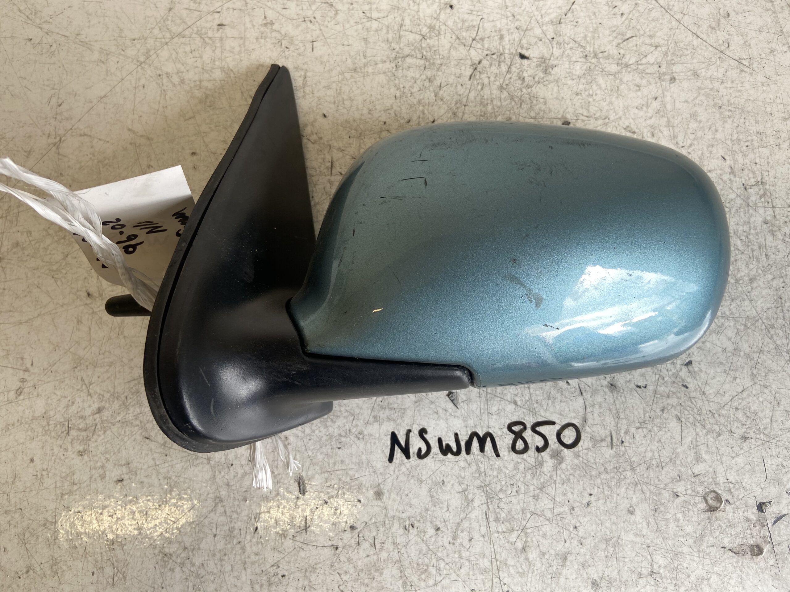 Nissan Micra 1993-2002 3/5 Door Hatchback Near Side Manual Door Mirrors – Green BW3